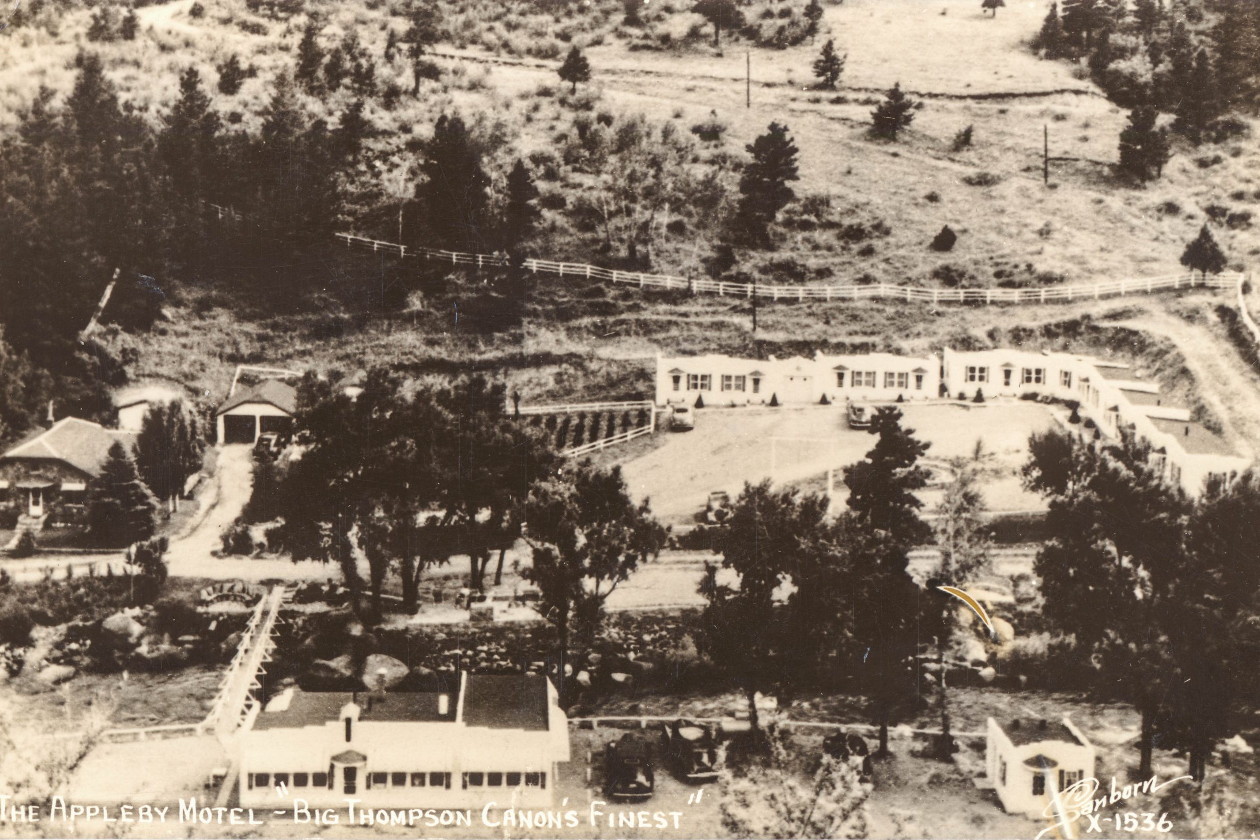Idlewild Lodge - idlewildlodge.github.io - Circa 1949 - Postcard of the Appleby Motel Complex
