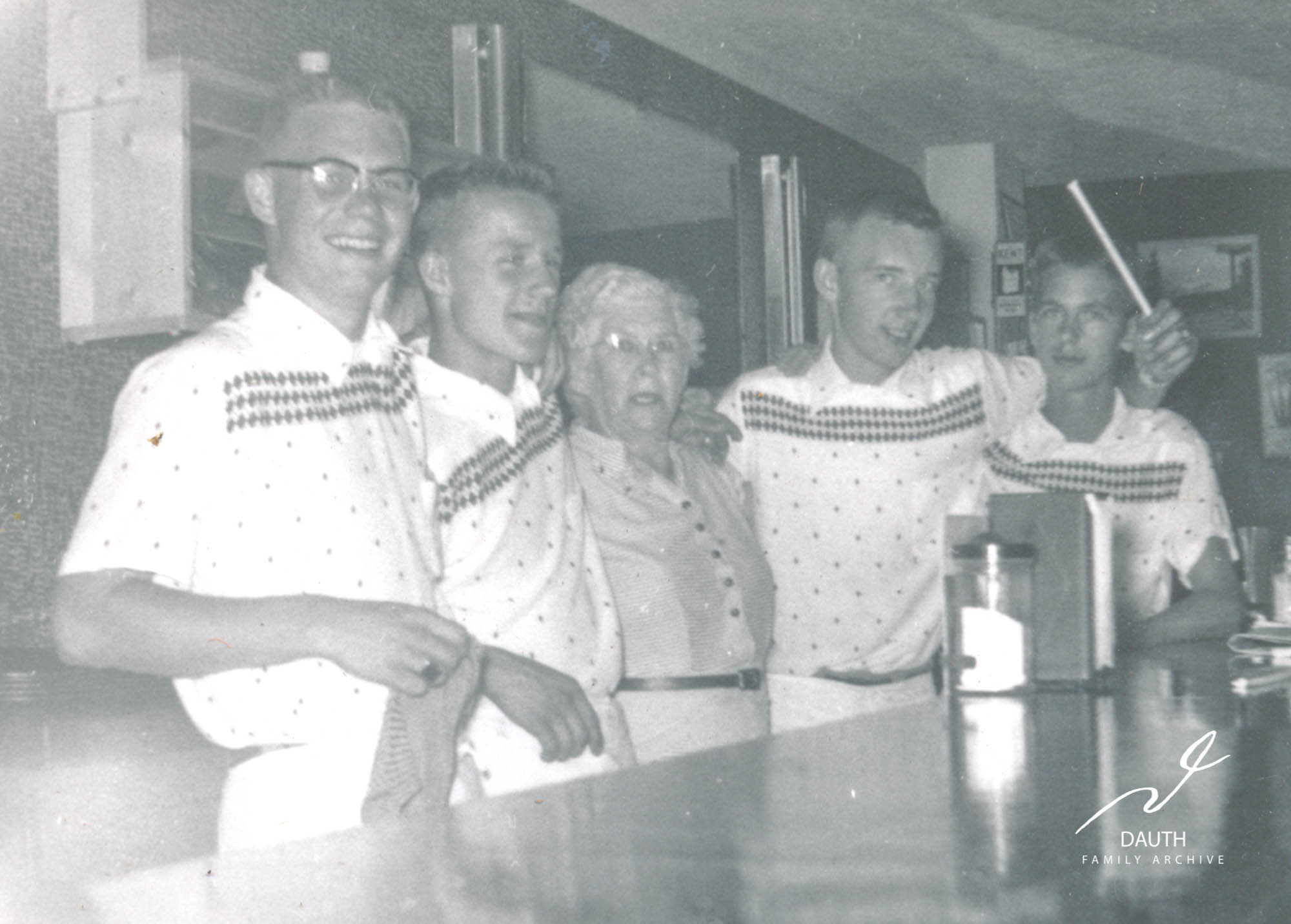Idlewild Lodge - idlewildlodge.github.io - 1955 - Staff of the Appleby Cafe