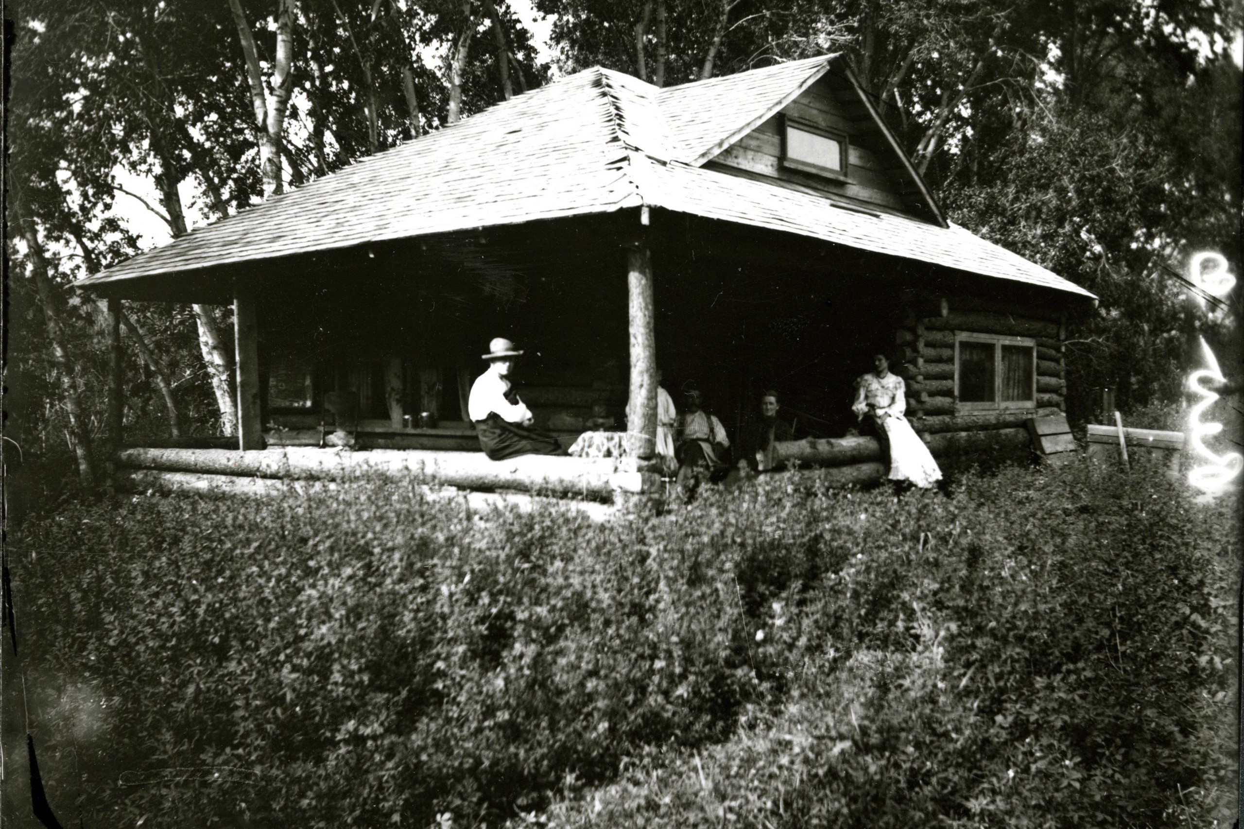 Idlewild Lodge - idlewildlodge.github.io - Circa 1910 - Cabin at Idlewild in Big Thompson Canyon - Fort Collin