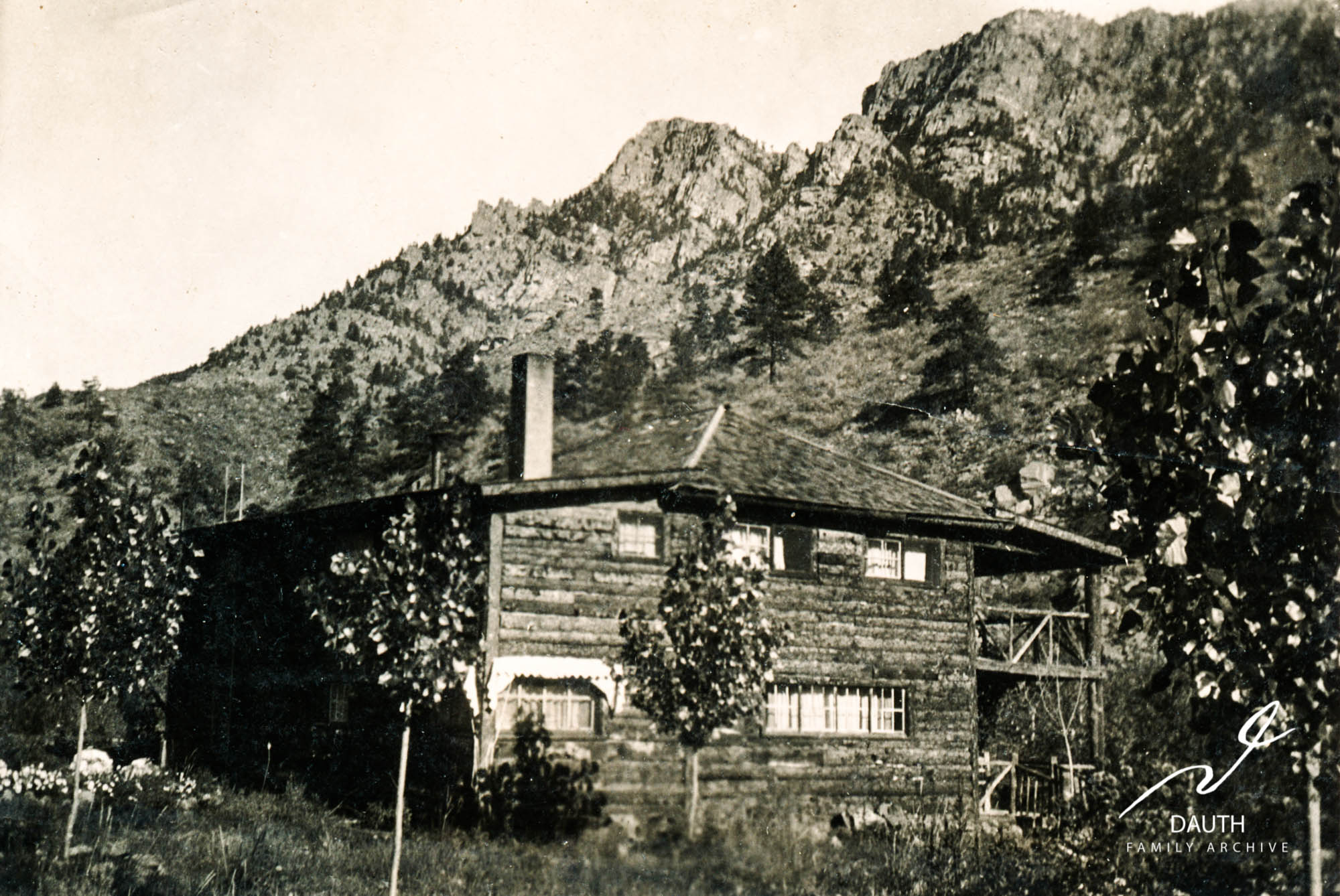 Idlewild Lodge - idlewildlodge.github.io - Circa 1920s - South East Corner Of Idlewild Lodge