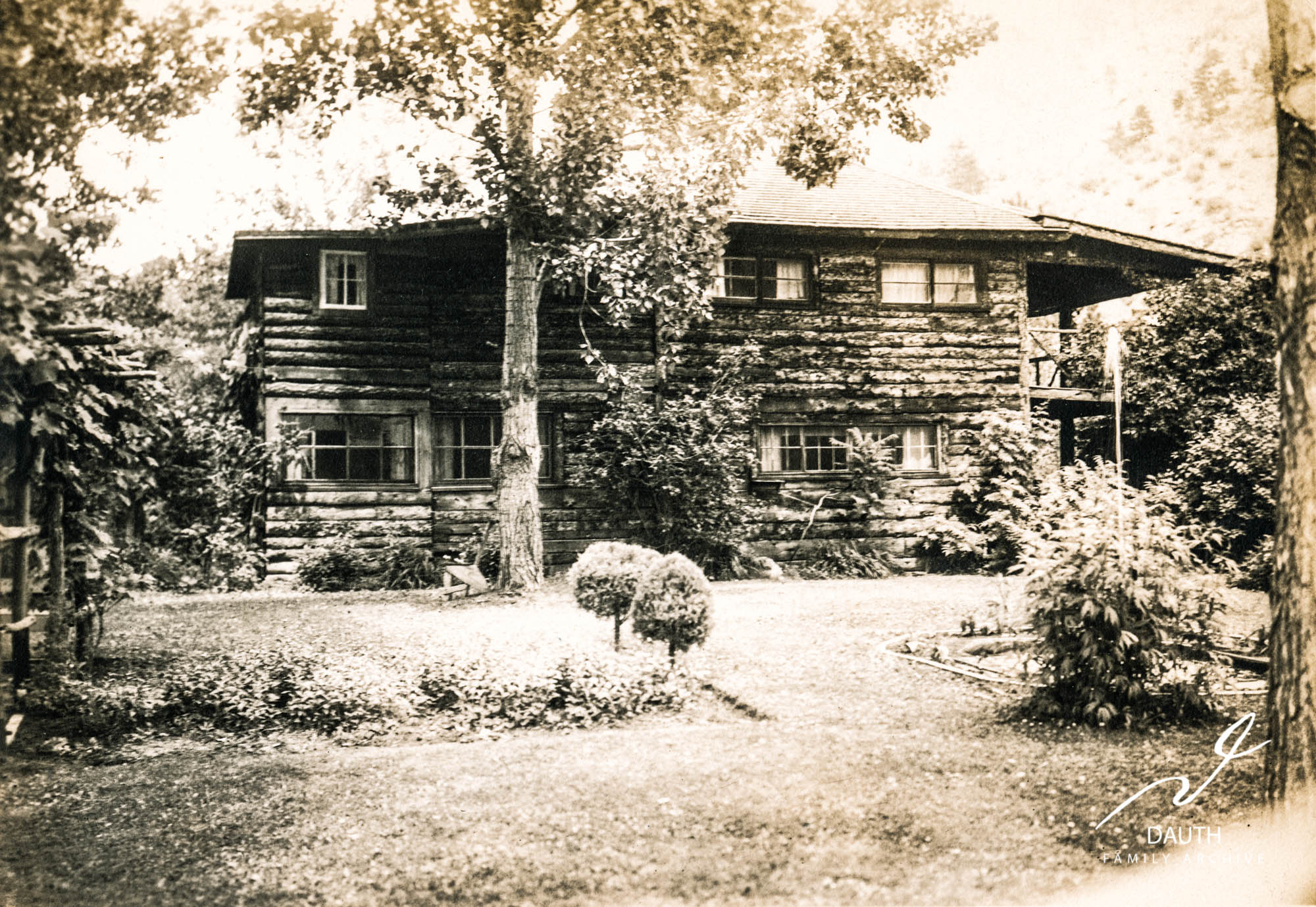 Idlewild Lodge - idlewildlodge.github.io - Circa 1930s - Idlewild Lodge Secret Gardens